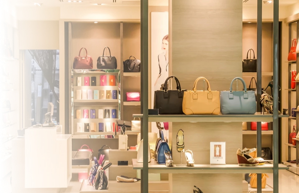 Retail & Services